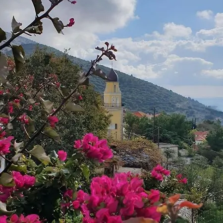 Kokos Vakantiehuis Dilináta